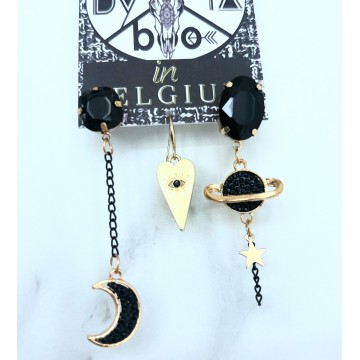 Boucles d'oreilles noir et doré 3 trous.