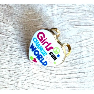 Bague réglable summer vibes en forme de coeur.