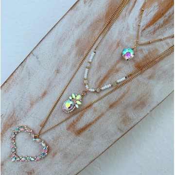 Collier bohème multi-rangs multi reflets coeur.